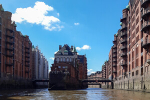 Ein Bild auf die Speicherstadt in Hamburg.