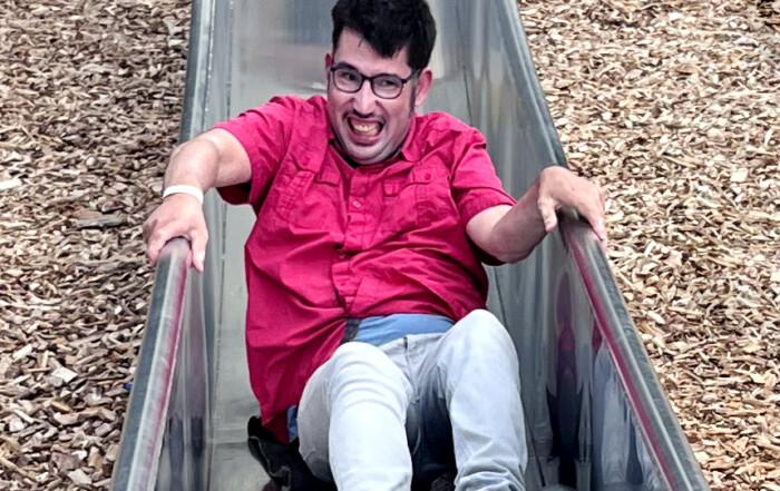 Eine Person rutscht