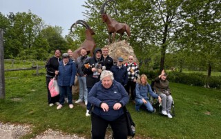 Ein Gruppen-Foto der Bewohnenden aus dem Zoo.